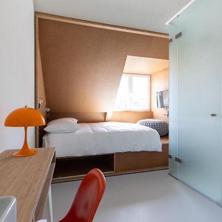 The Bellhop Hotell Rotterdam Exteriör bild